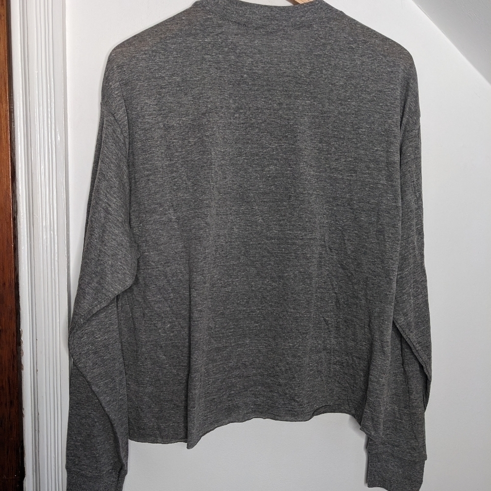 DAYDREAMER Def Leppard Too Late For Love Long Sleeve Crop Graphic Tee Gray - Picture 2 of 6